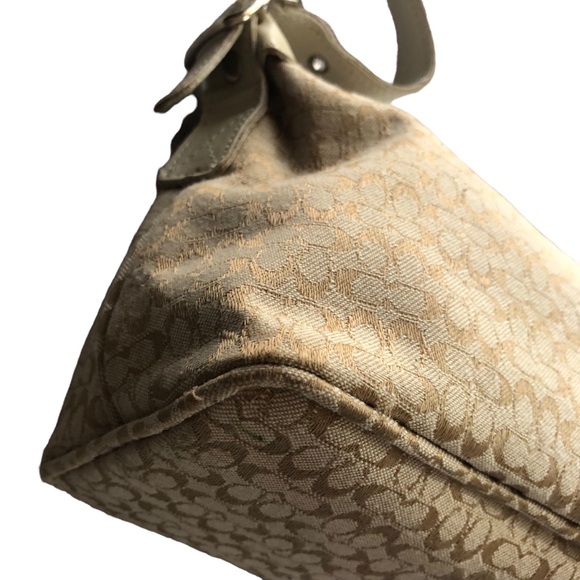 PURSE - Women's Vintage 90's/Y2K Coach Signature Canvas Bag In Beige/Gold/White - Picture 12 of 16
